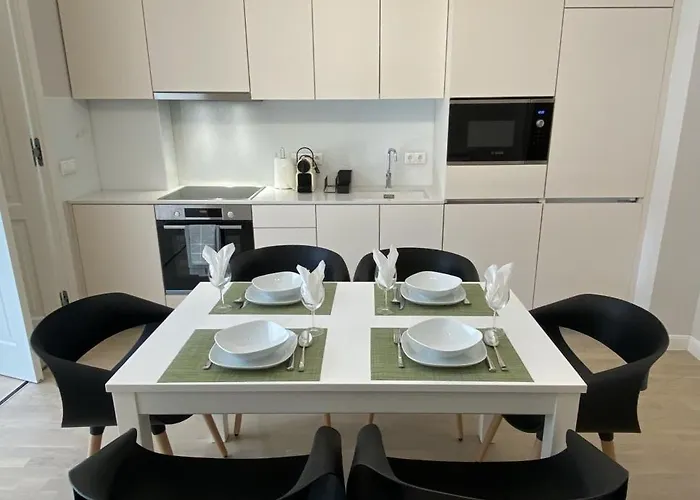 Appartement Modern Near The River