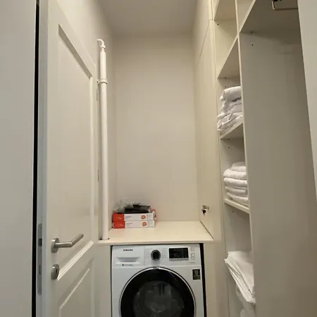 Modern Near The River Apartamento *