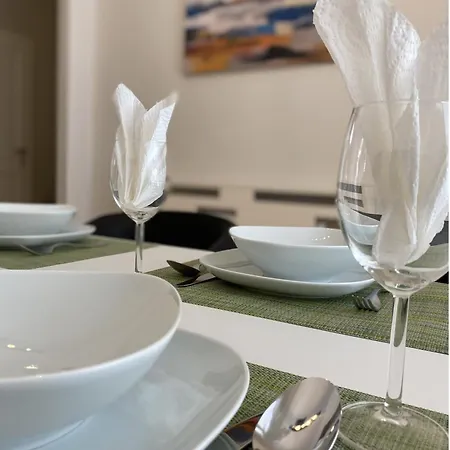 Modern Near The River Apartamento