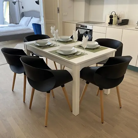 Modern Near The River Apartamento